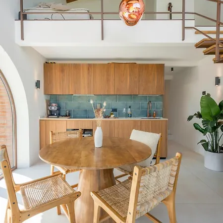 Pendolino Apartment, Garden, Pool, Montaione, Toscana * Montaione